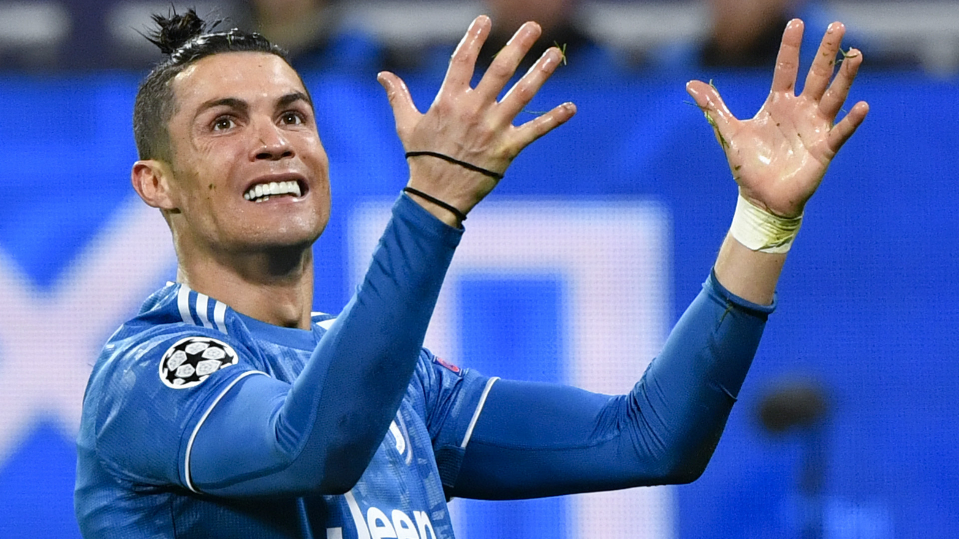 里昂完胜尤文，楚阿梅尼点燃赛场