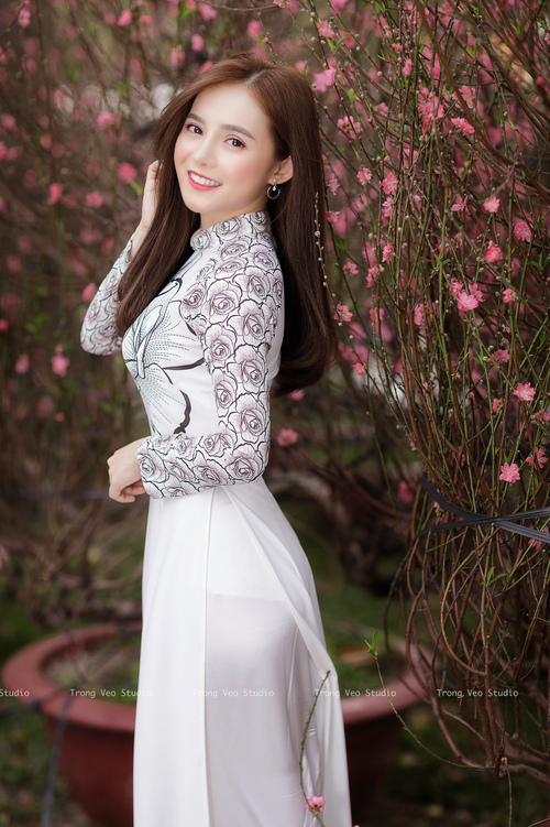 一剑封喉！利拉德末节狂飙掀翻西部第一，雄鹿力克雷霆展冠军底蕴