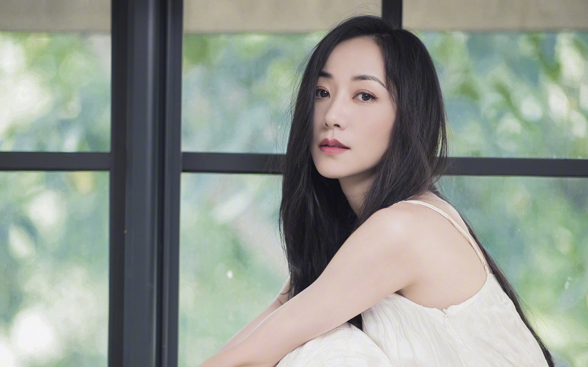 沙漠之风与伯纳乌星光,足球世界的偶然与必然